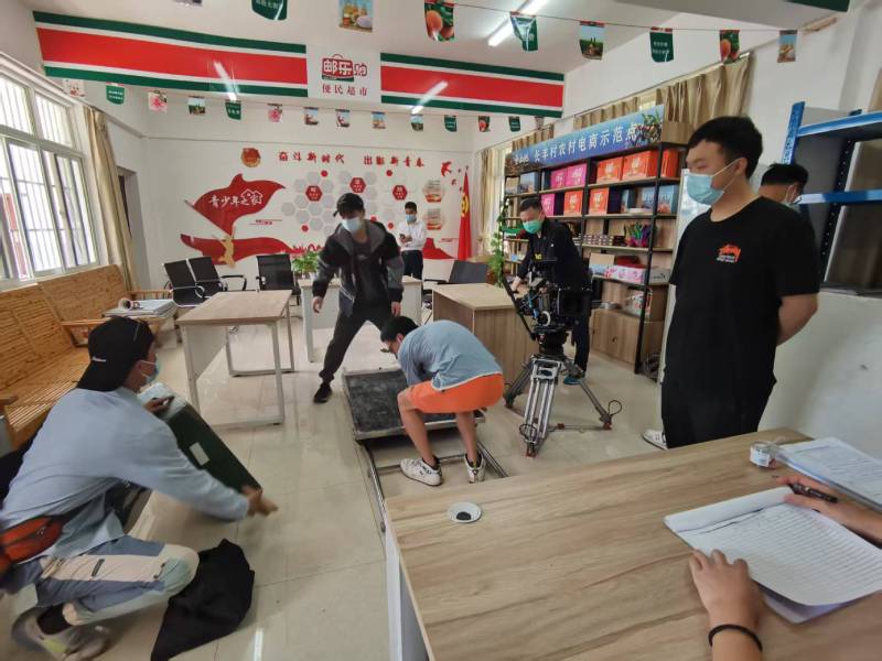 追星女孩心理学分析报告：新余广告片拍摄公司揭秘饭圈应援式传播逻辑